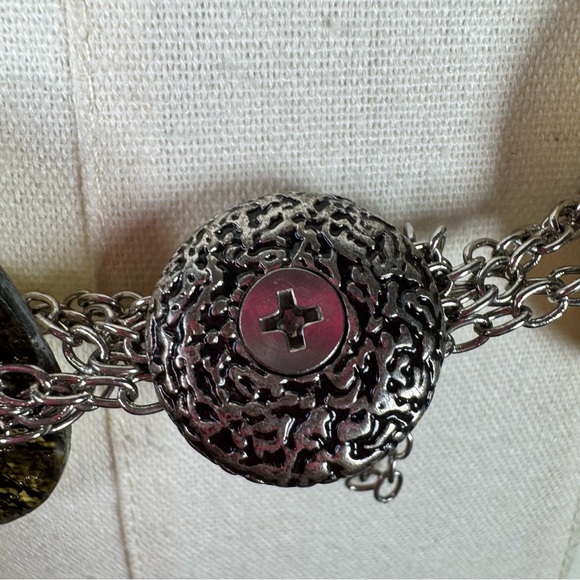 Chico’s Silver Tone Snakeskin Texture Circle Concho Chain adjustable OS Belt